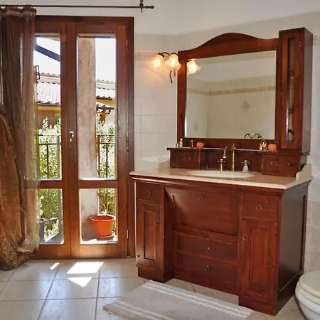 Casa La Terrazza-le Fornaci- *